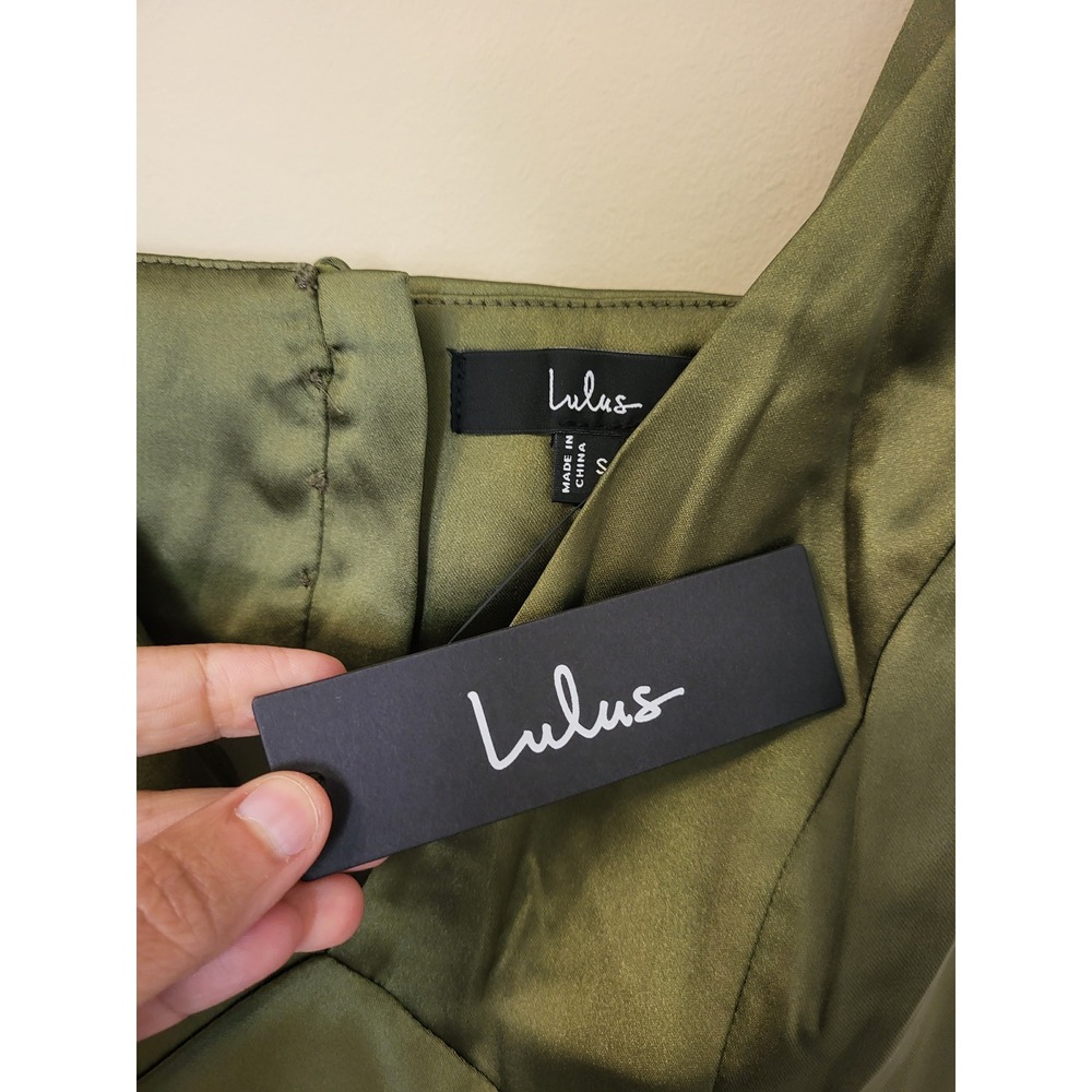 Lulus Olive Green Satin Cutout V-Neck Midi Dress NWT Size Small - Picture 5 of 7